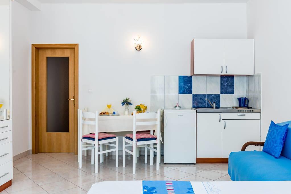 Apartments Silvi โปดสตรานา ภายนอก รูปภาพ