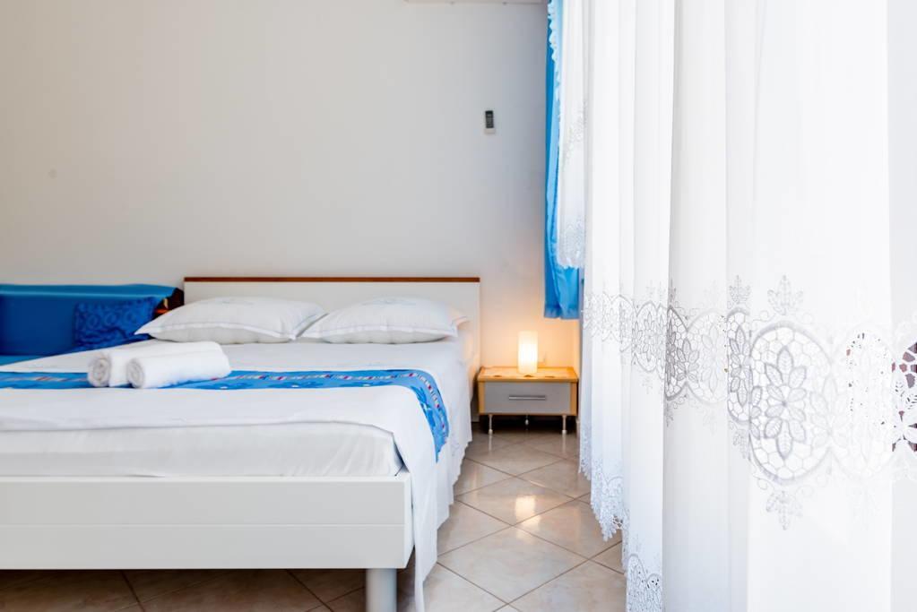 Apartments Silvi โปดสตรานา ภายนอก รูปภาพ