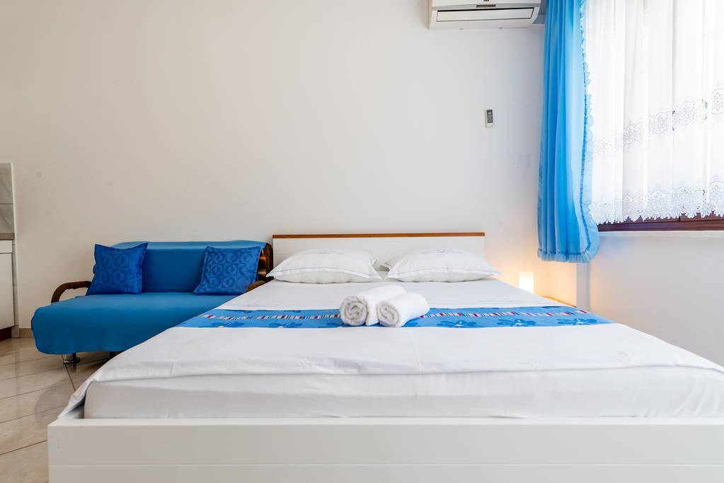 Apartments Silvi โปดสตรานา ภายนอก รูปภาพ